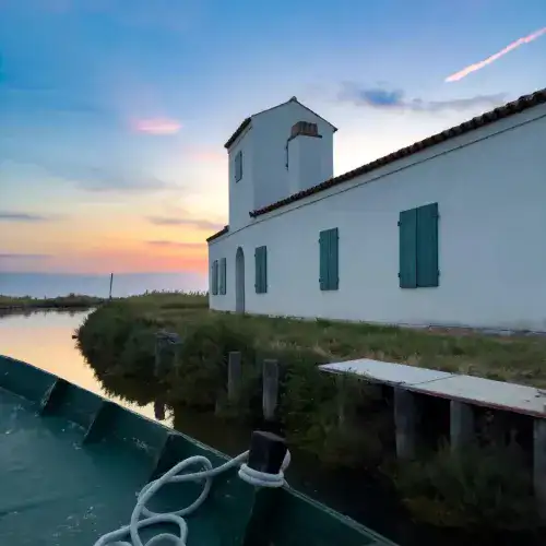Tramonto ai casoni
